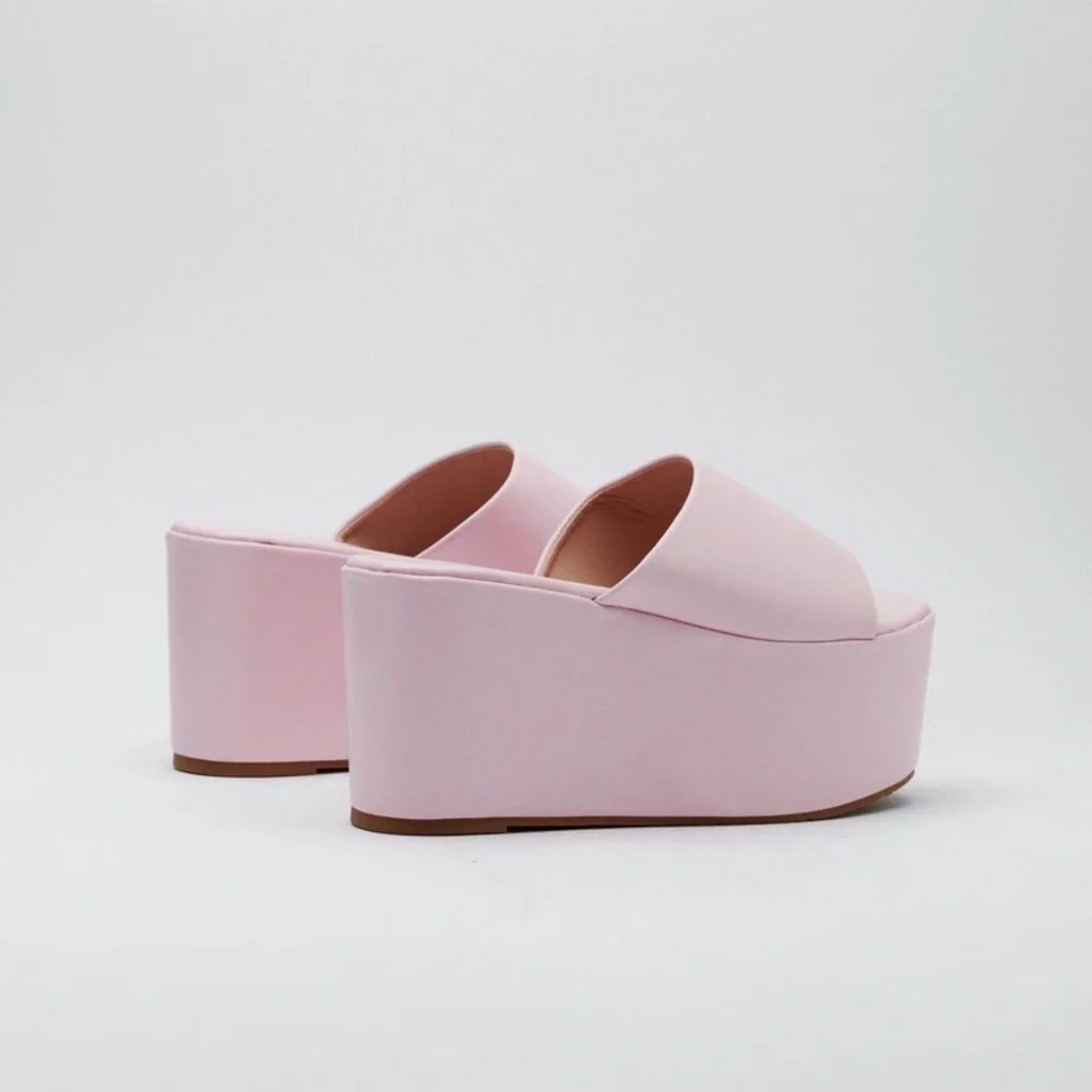 Nasty Gal Faux Leather Flatform Mules - Picture 2 of 5